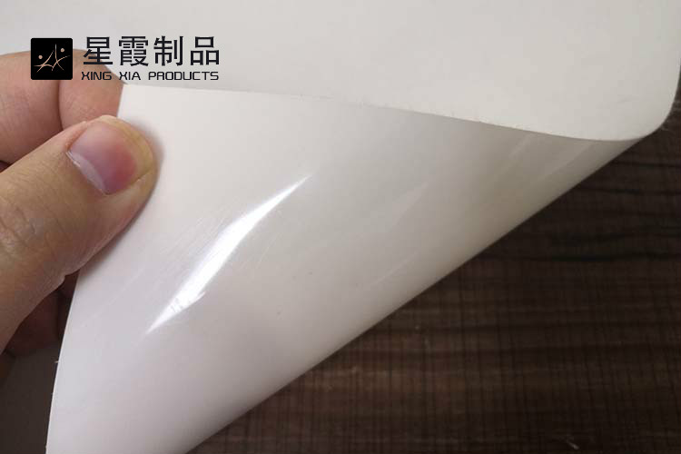 PET薄膜貼合絲綢布