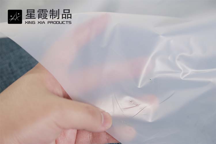 TPU熱熔膠膜和PES熱熔膠膜區(qū)別
