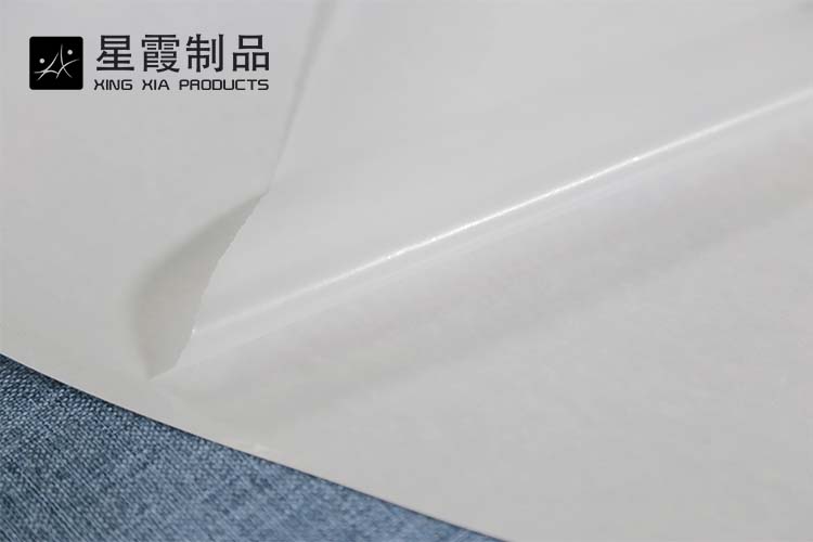 粘接木門(mén)用帶背紙低溫?zé)崛勰z膜